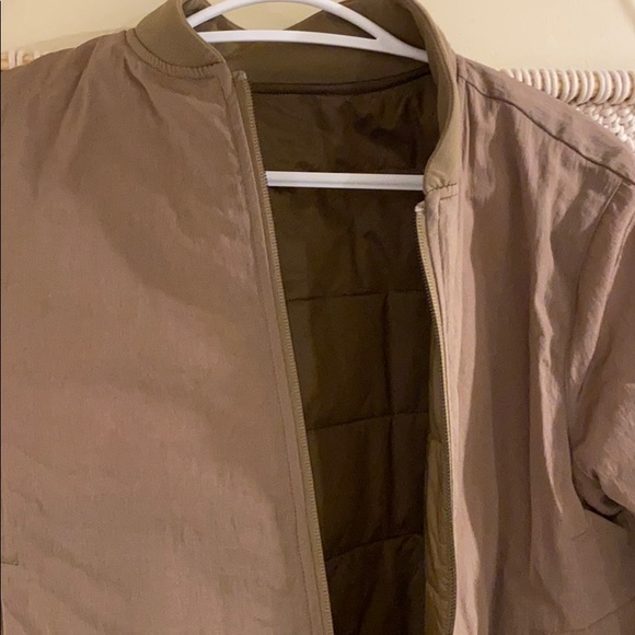LULULEMON non-stop reversible bomber jacket - Picture 7 of 7
